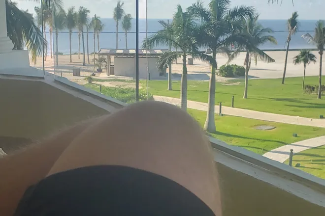OnlyFans account  lefaessissy header 2