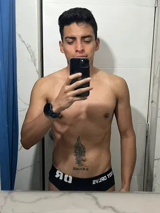 OnlyFans account  uuuussiiiiii avatar 1