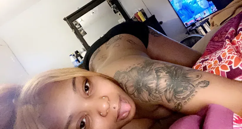 OnlyFans cuenta bandzbella header 2