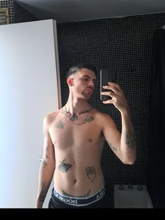 OnlyFans cuenta prettyandmystic avatar 1