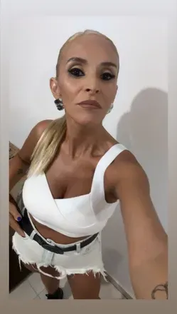 OnlyFans cuenta loveshesi avatar 1