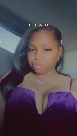 OnlyFans cuenta kerri22 header 2