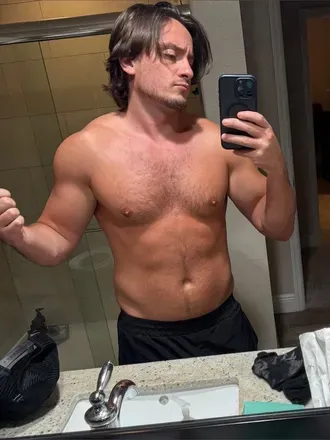 OnlyFans account  beaub avatar 1