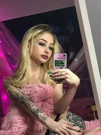 OnlyFans cuenta missvikkifree avatar 1