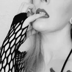 OnlyFans cuenta i_spy_thigh avatar 1