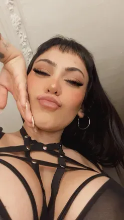 OnlyFans cuenta vickymoro18 avatar 1