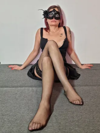 OnlyFans cuenta lauroamelia header 2