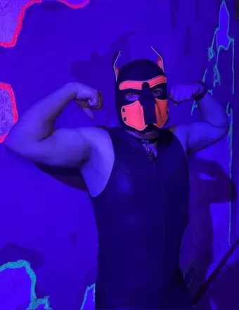 OnlyFans account  strikerwolf avatar 1