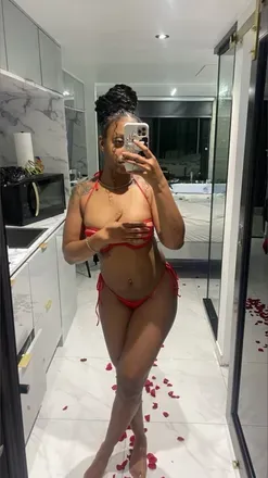 OnlyFans cuenta tsunamie avatar 1