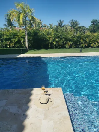 OnlyFans cuenta tropicalg header 2