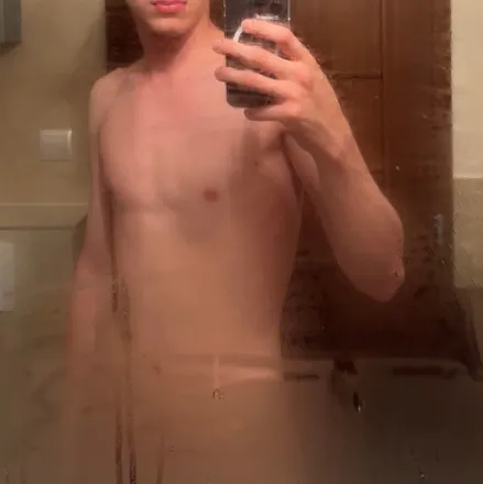 OnlyFans cuenta lovelytwink69 header 2