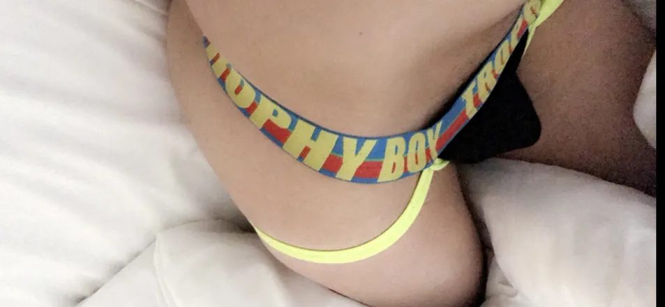 OnlyFans cuenta bowtiebottom header 2