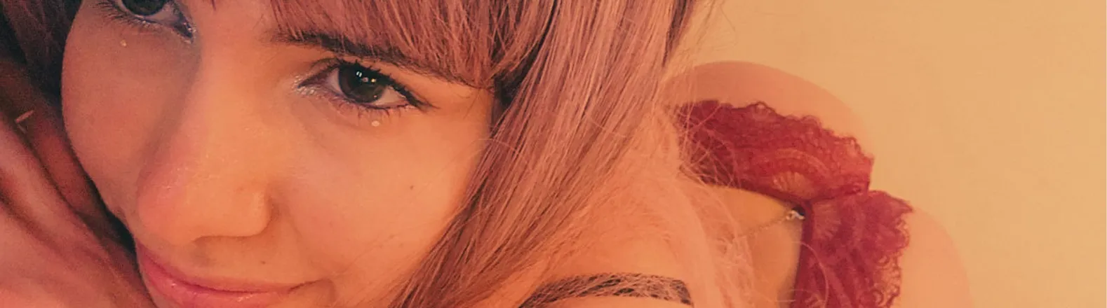 OnlyFans cuenta emilinrodriguez header 2