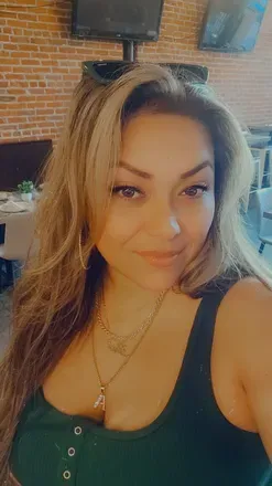 OnlyFans cuenta thelovelyakira1 avatar 1