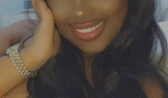 OnlyFans cuenta tightpussycandy header 2