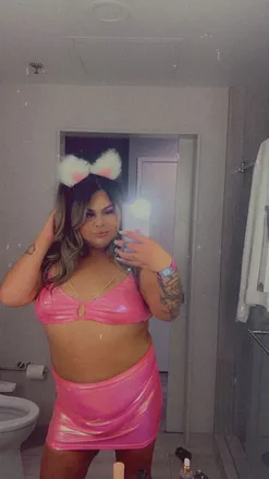 OnlyFans account  aliceinwonderlanddddd header 2