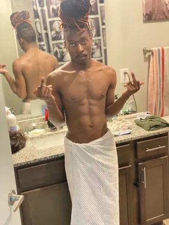 OnlyFans cuenta pharaohkari header 2