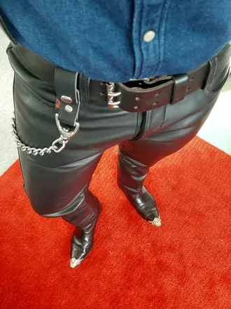 OnlyFans cuenta leather_hipster avatar 1