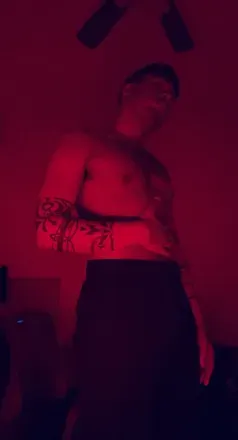 OnlyFans cuenta mangotre3 avatar 1