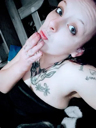 OnlyFans cuenta lil_mama_shorty_bemine header 2