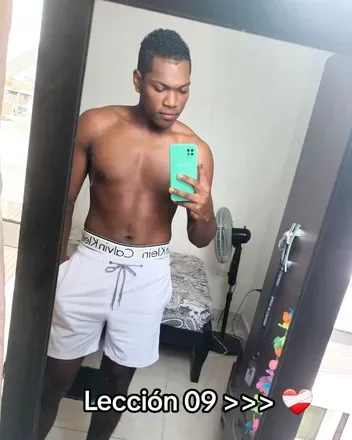 OnlyFans cuenta ale_jose2001 avatar 1