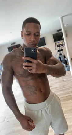 OnlyFans cuenta extrachoc.69 header 2
