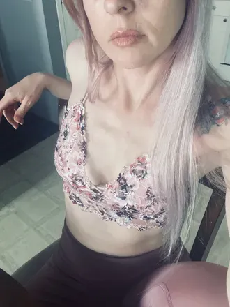 OnlyFans cuenta mazikeena avatar 1