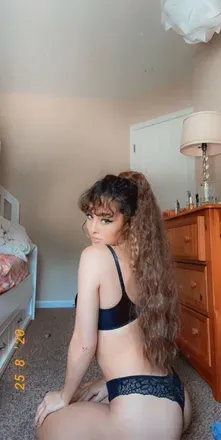 OnlyFans cuenta mahealanii header 2