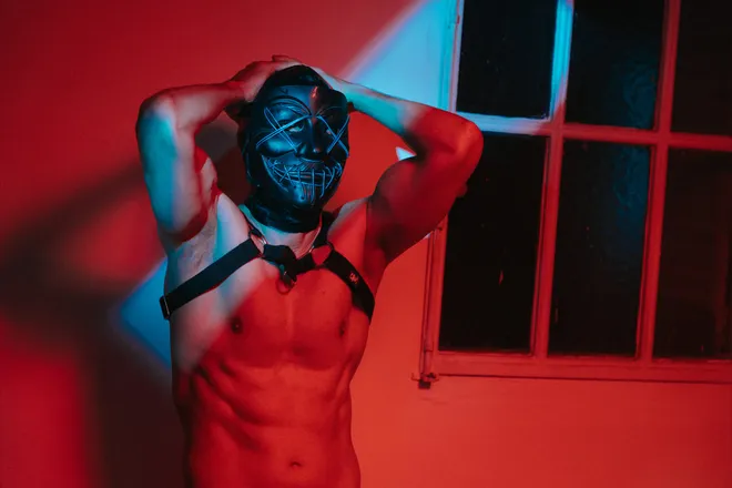 OnlyFans cuenta heynude header 2