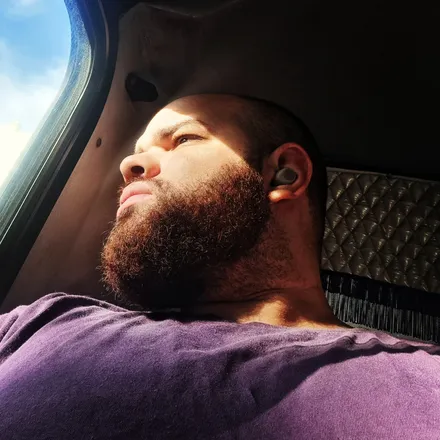 OnlyFans cuenta juanixoxo header 2
