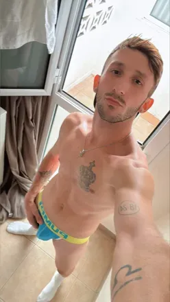 OnlyFans cuenta j.criado8 header 2