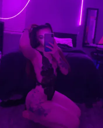 OnlyFans account  indilicious avatar 1