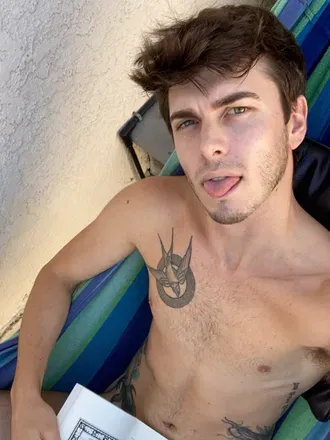 OnlyFans cuenta likethevampire avatar 1