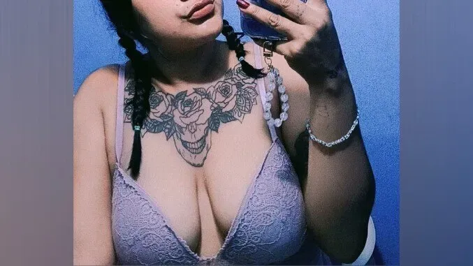 OnlyFans account  baby_tri avatar 1