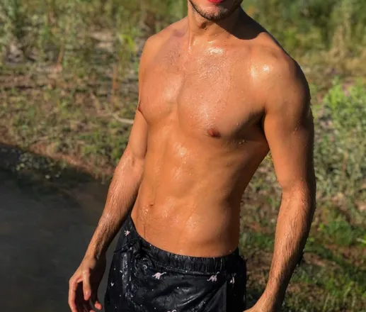 OnlyFans cuenta mike69xx header 2