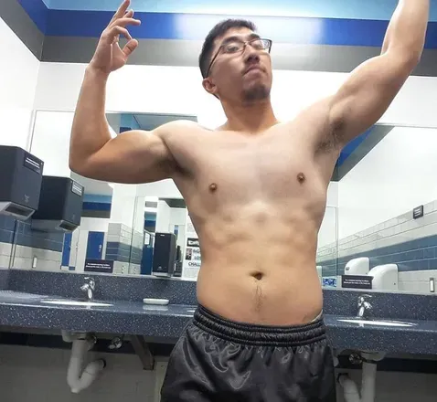 OnlyFans cuenta muscleglasses header 2