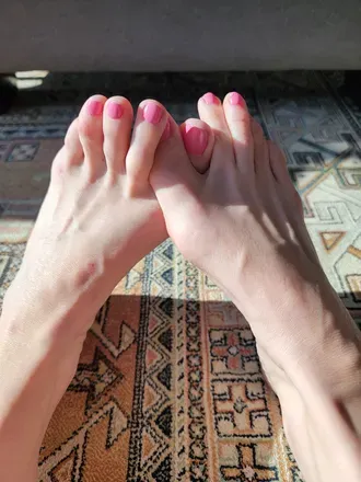 OnlyFans cuenta cutiextoes avatar 1