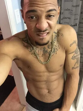 OnlyFans cuenta 3legshorty header 2