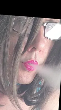 OnlyFans cuenta anniesissysmoking avatar 1