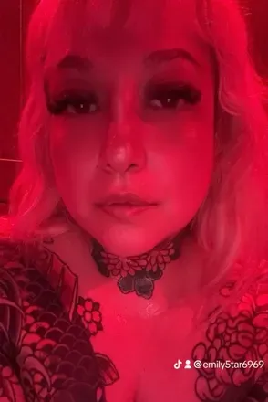 OnlyFans cuenta emily5tar avatar 1