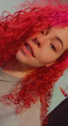 OnlyFans cuenta saturnskissesxoxo avatar 1