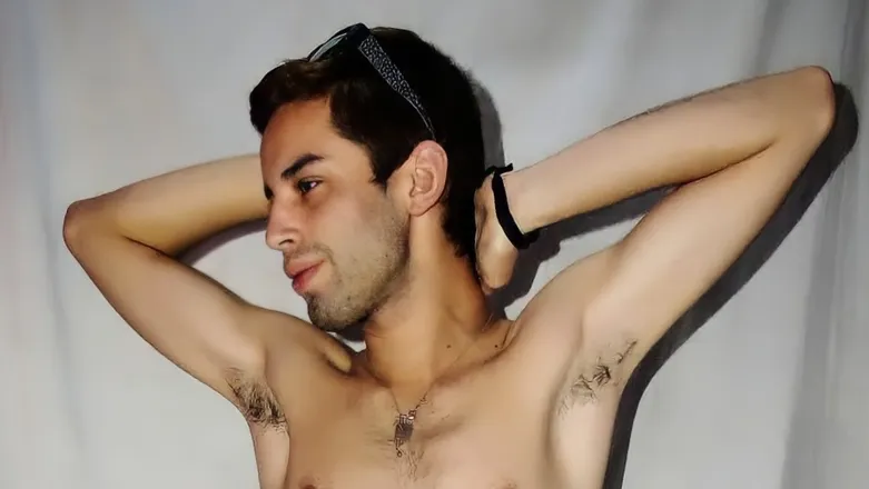 OnlyFans cuenta kriss.98 header 2