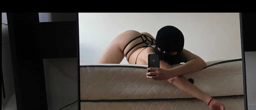 OnlyFans cuenta apolony_free header 2