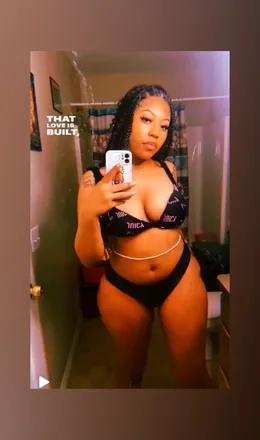 OnlyFans cuenta boujee_blasian header 2