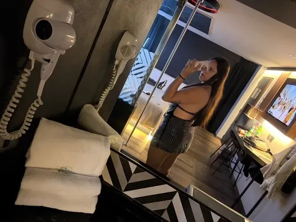 OnlyFans cuenta u414602004 header 2