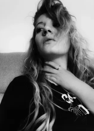 OnlyFans cuenta julila_bella avatar 1