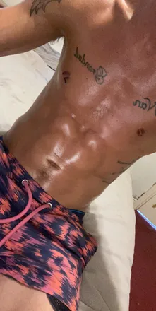 OnlyFans cuenta lougibbo1996 header 2