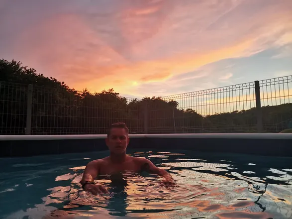 OnlyFans cuenta u184523076 header 2