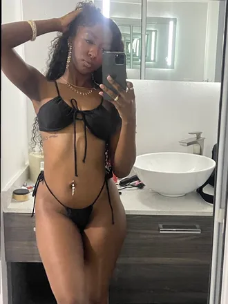 OnlyFans cuenta thesyxsymbol header 2