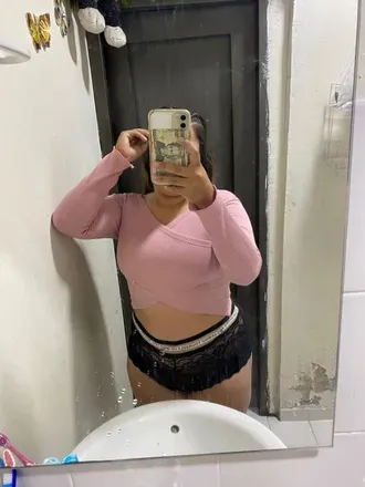 OnlyFans account  esmid avatar 1